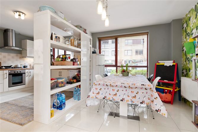 12 Castlegate Grange, Adamstown, Co. Dublin