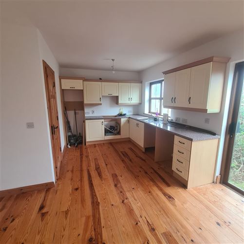 6 Lough Conn Drive, Annagh Village, Lahardane, Ballina, Co. Mayo