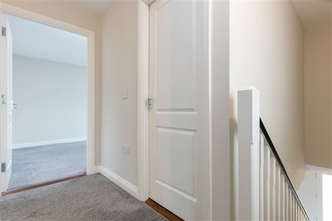 11 Oakhill, Gorey, Co. Wexford