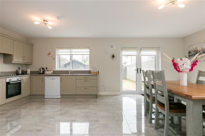 11 Oakhill, Gorey, Co. Wexford