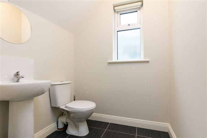 11 Oakhill, Gorey, Co. Wexford