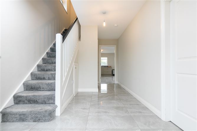 11 Oakhill, Gorey, Co. Wexford