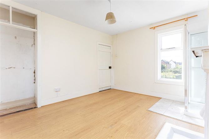 51 Dodsboro Cottages, Lucan, Dublin