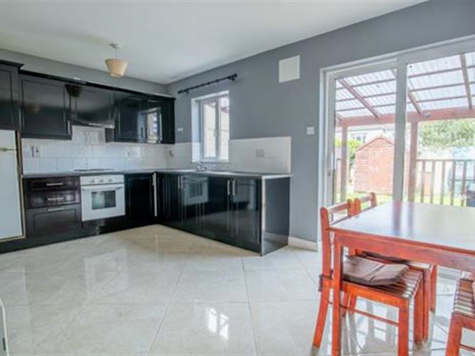 25 Woodbury, Gorey, Wexford