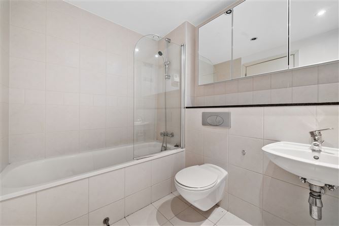 Apartment 12, Block 1, Gallery Quay, Grand Canal Dk, Dublin 2