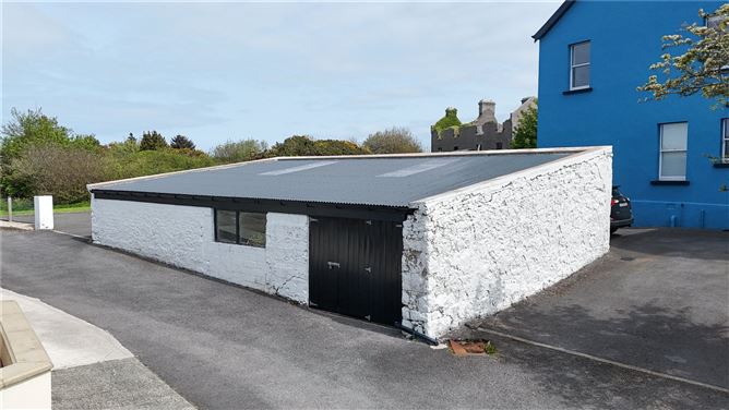https://photos-a.propertyimages.ie/media/6/3/9/5003936/4ab1e705-9918-4b68-84d4-2aec9cf0917c_l.jpg