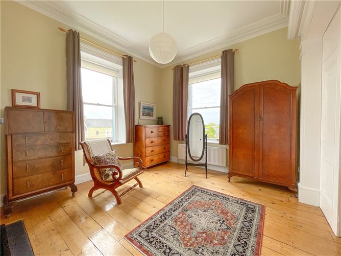 https://photos-a.propertyimages.ie/media/6/3/9/5003936/4ab1e705-9918-4b68-84d4-2aec9cf0917c_l.jpg