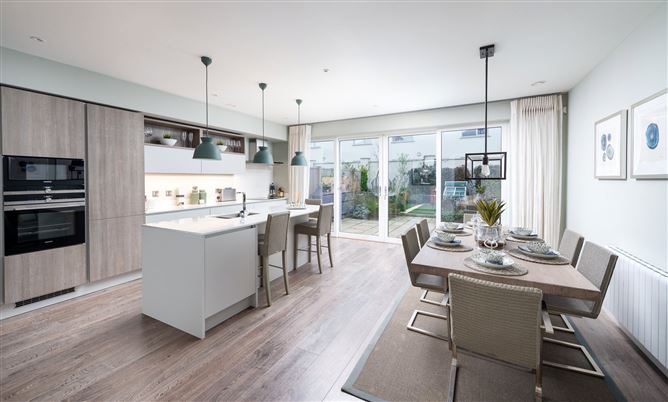 15 The Strand, Marina Village, Greystones
