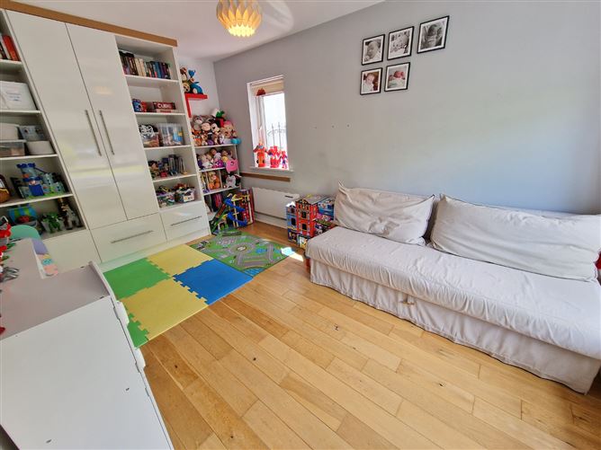 8 Gort Leamhan, Roslevan, Ennis, Co. Clare