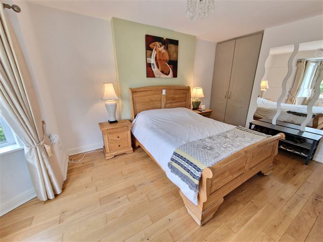 8 Gort Leamhan, Roslevan, Ennis, Co. Clare