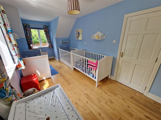 8 Gort Leamhan, Roslevan, Ennis, Co. Clare