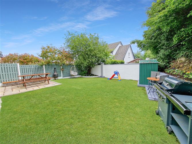 8 Gort Leamhan, Roslevan, Ennis, Co. Clare