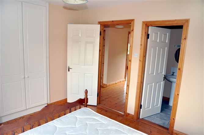 2 Somers Way, Ballycullane, Wexford
