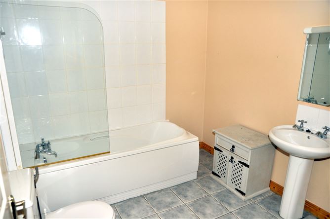 2 Somers Way, Ballycullane, Wexford