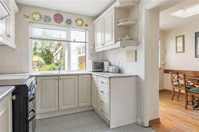 136 Barton Road East, Dundrum, Dublin 14
