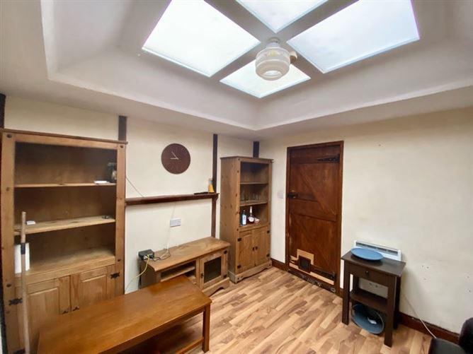 Hilliers Folly, Clashedmond, Ballyseedy, Tralee, Tralee, Kerry