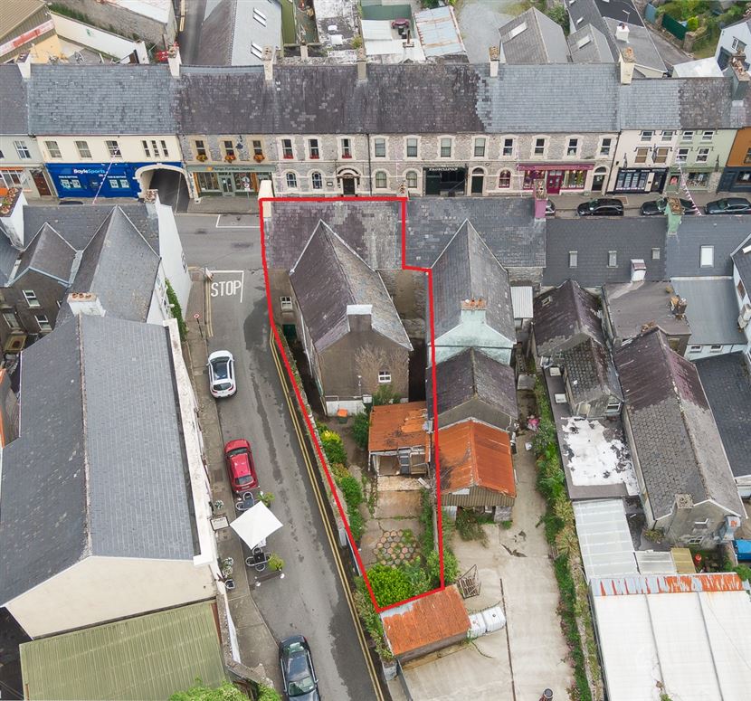 16 Henry Street Kenmare, Kenmare, Kerry 16 Henry Street Kenmare, Kenmare, Kerry