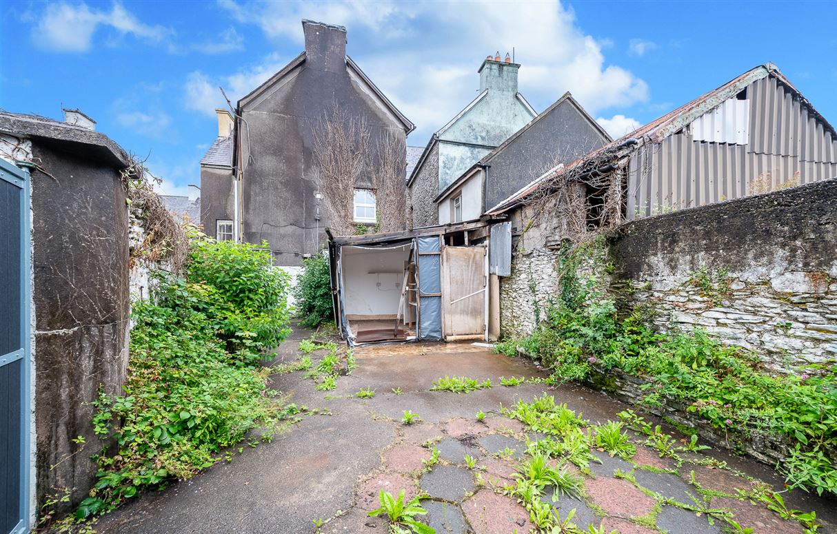 16 Henry Street Kenmare, Kenmare, Kerry 16 Henry Street Kenmare, Kenmare, Kerry