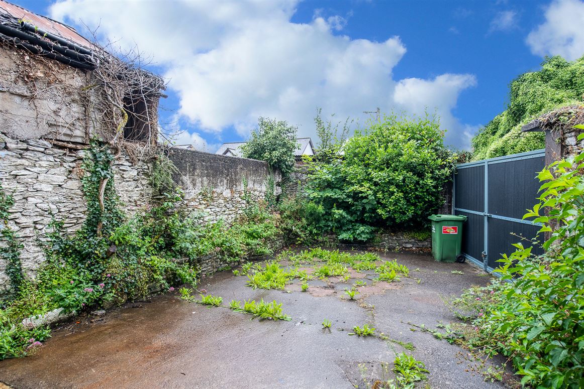 16 Henry Street Kenmare, Kenmare, Kerry 16 Henry Street Kenmare, Kenmare, Kerry