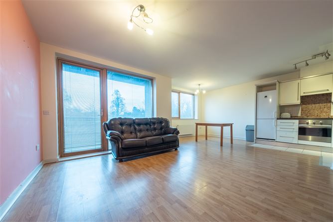 32 Academy Square, Navan, Meath