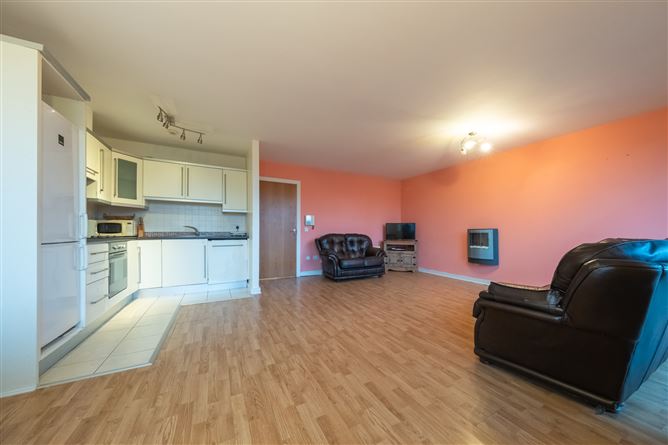 32 Academy Square, Navan, Meath