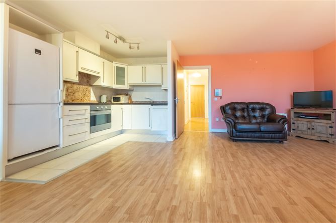 32 Academy Square, Navan, Meath