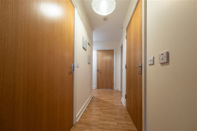 32 Academy Square, Navan, Meath