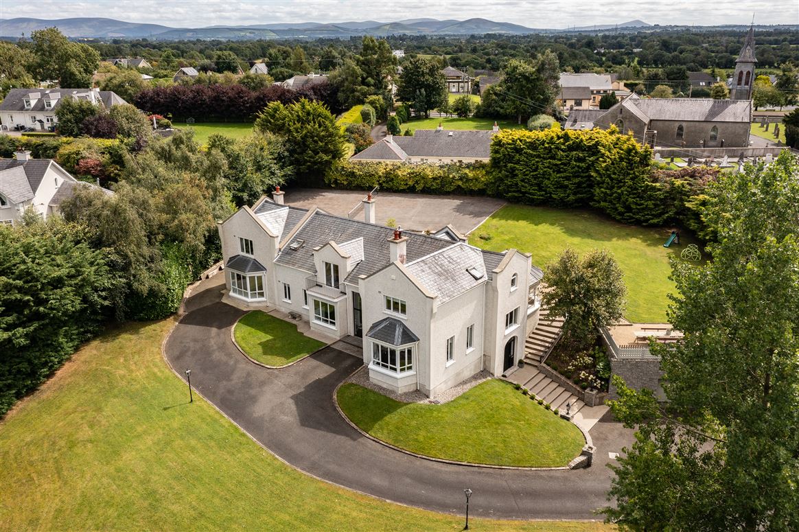 3 Cluain Lara, Two Mile House, Naas, Kildare