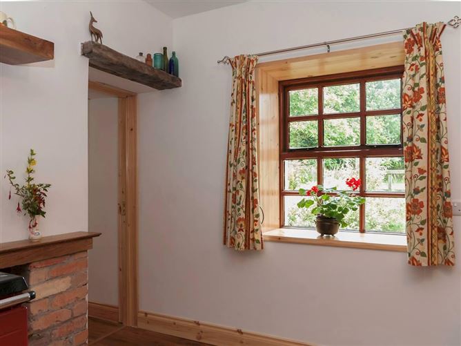 2 Bed in Curry,Curry,  Sligo