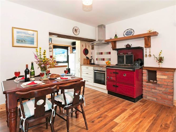 2 Bed in Curry,Curry,  Sligo