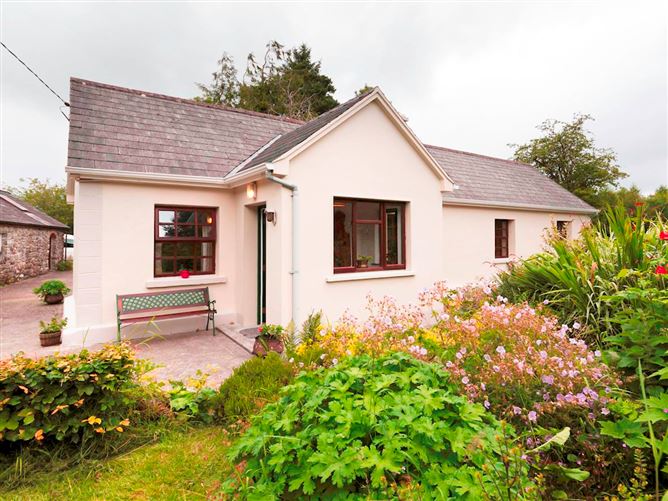 2 Bed in Curry,Curry,  Sligo