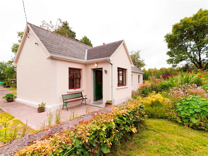 2 Bed in Curry,Curry,  Sligo