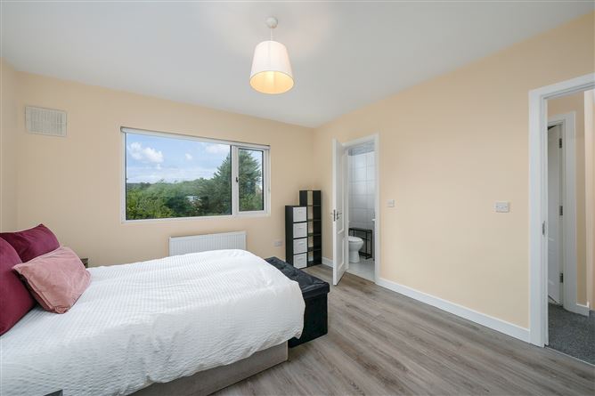 77 PINEWOOD CRESCENT, Glasnevin, Dublin 11