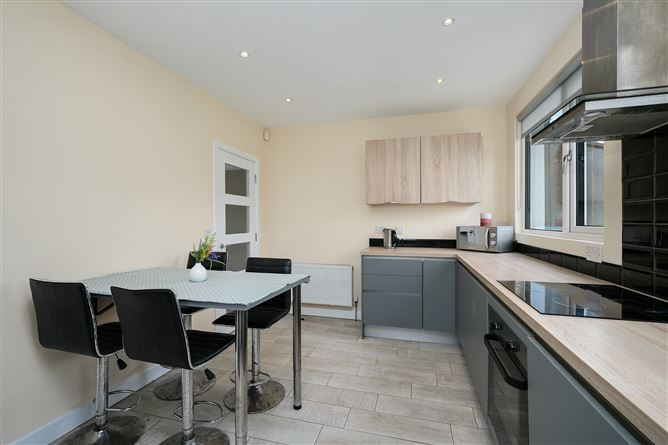 77 PINEWOOD CRESCENT, Glasnevin, Dublin 11
