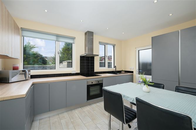 77 PINEWOOD CRESCENT, Glasnevin, Dublin 11