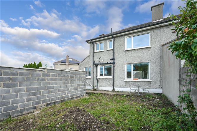77 PINEWOOD CRESCENT, Glasnevin, Dublin 11