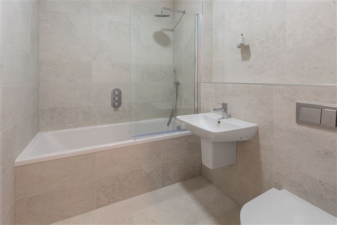 8 Drumcondra Road Lower , Drumcondra, Dublin 9
