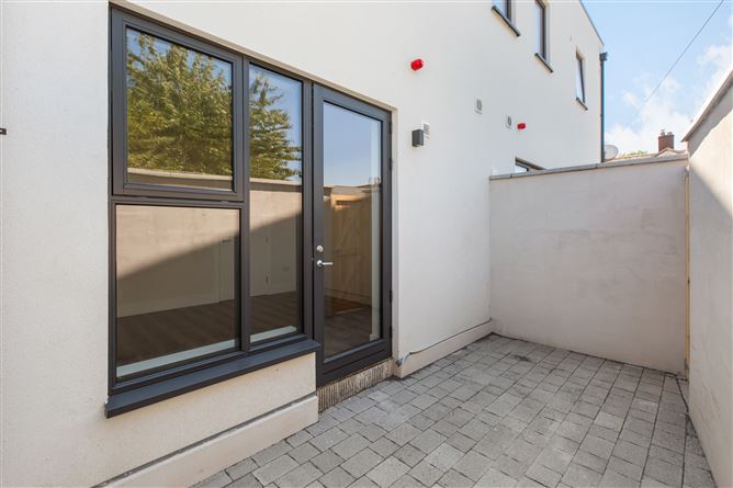 8 Drumcondra Road Lower , Drumcondra, Dublin 9