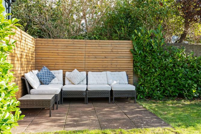 80 St Helens Road, Booterstown, Co. Dublin