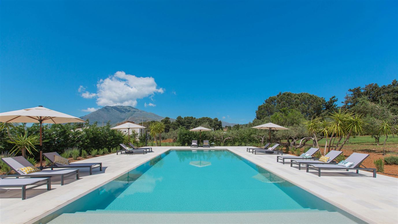 Sicilian Escape,Case "Di Bartolo",Sicily,Italy