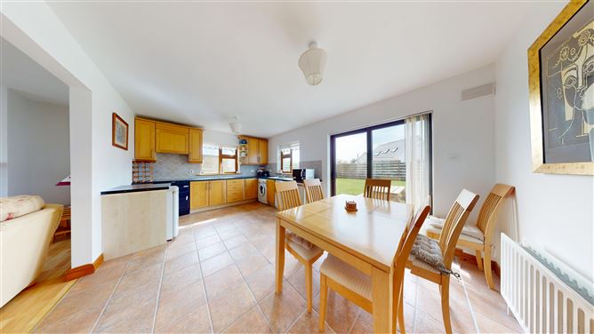 18 The Meadows, Ballymoney, Wexford