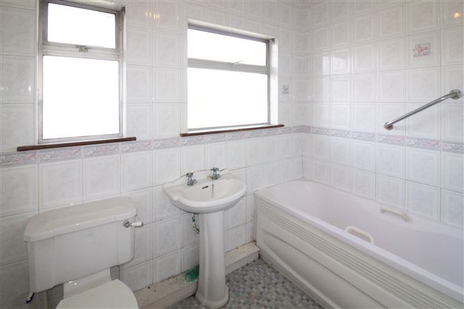 Photo 14 of 18 — 49 Gracefield Avenue, Artane, Dublin 5