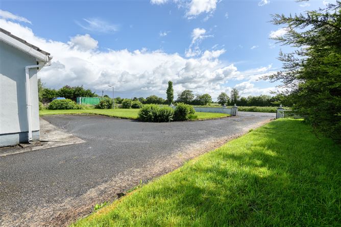 Ashdown House, Campclone, Ballyfin, Co. Laois