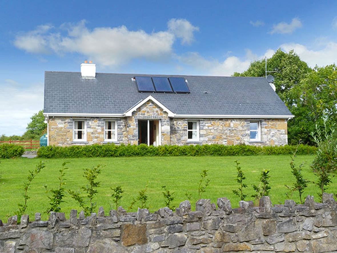 Photo 1 of 12 — 4 Bed in Strokestown,Strokestown,  Roscommon