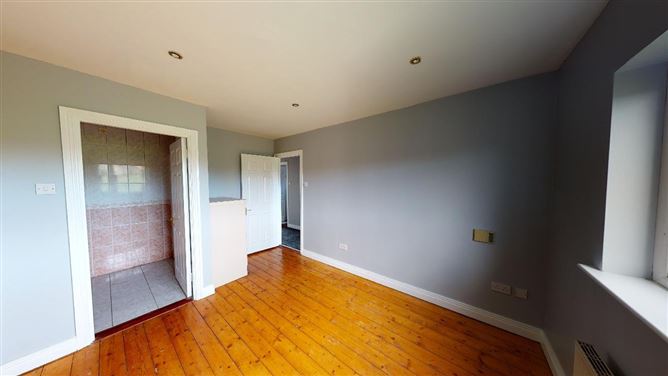 25 Chambersland, New Ross, Co. Wexford