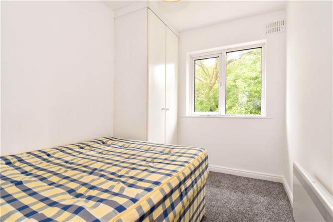 3B Devon Park, Salthill, Galway