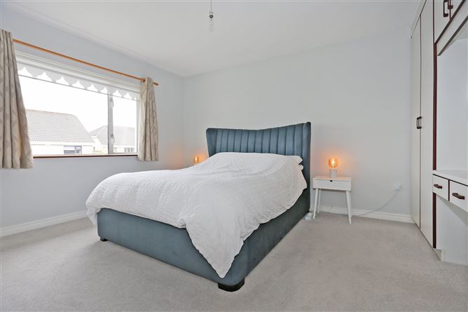 19 Ferndale, Ennis Road, Limerick