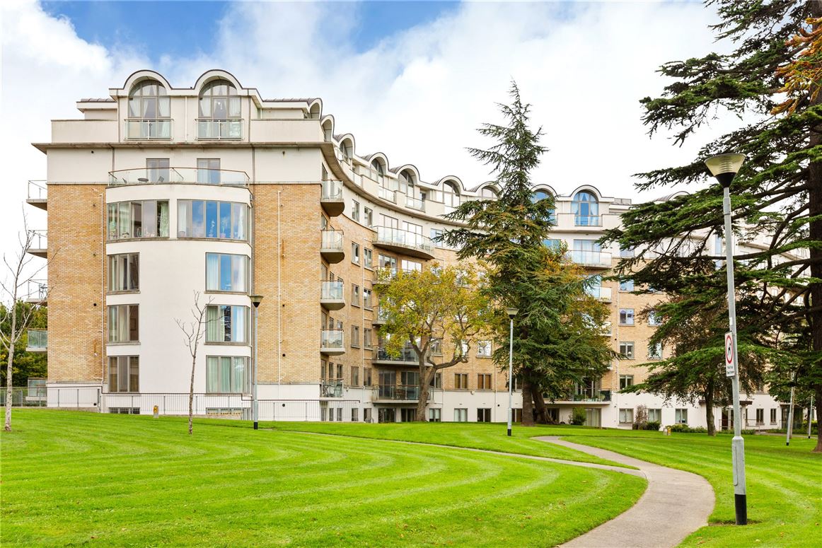 92 The Oaks, Rockfield, Dundrum, Dublin 16 Sherry FitzGerald Dundrum