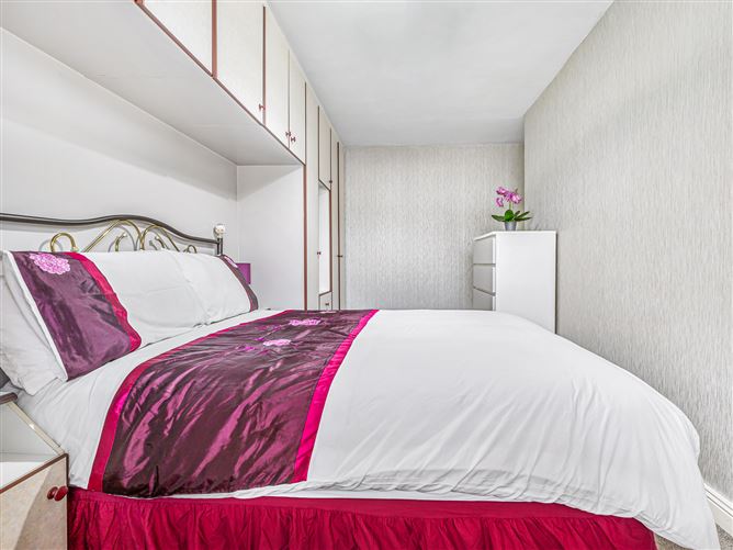 132 The Crescent, Millbrook Lawns, Tallaght,   Dublin 24