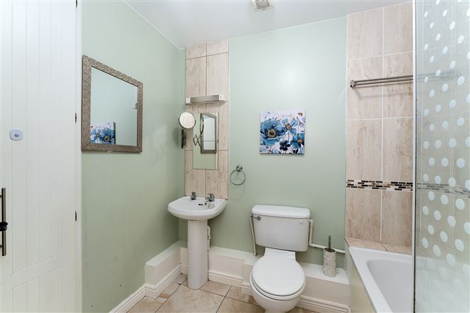 Apartment 35 The Square, Larch Hill, Santry